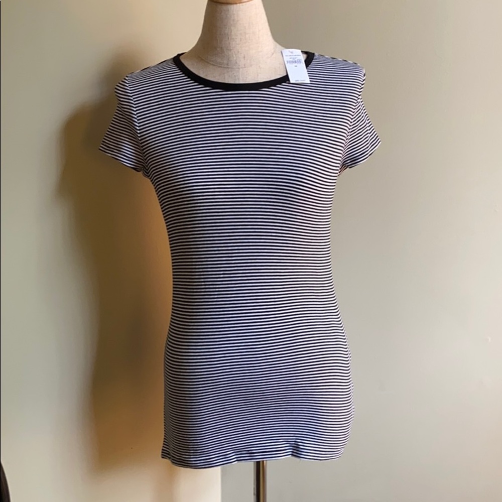 NWT! Gap Black /White Striped T Shirt